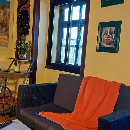 Lägenhet Apartamentos-monasterio-de-san-antonio-kleines-studio-15qm-fuer-junge-leute